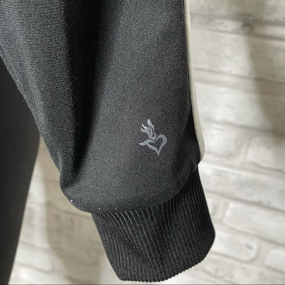 Torrid black & white stripe active track jacket 00 m/l - Picture 4 of 9